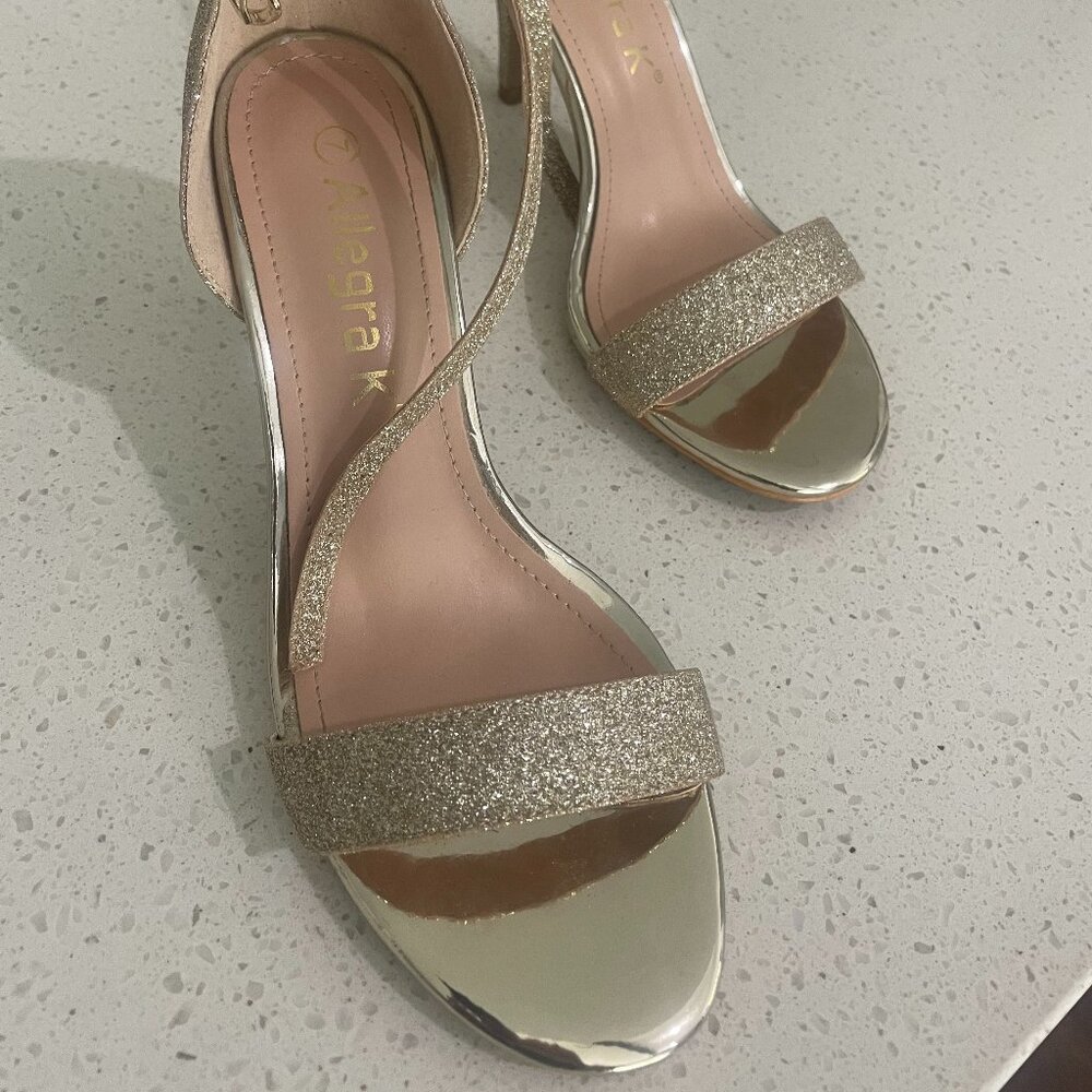 Be Cinderella for a NIGHT! Beautiful GOLD Heels Only worn once!